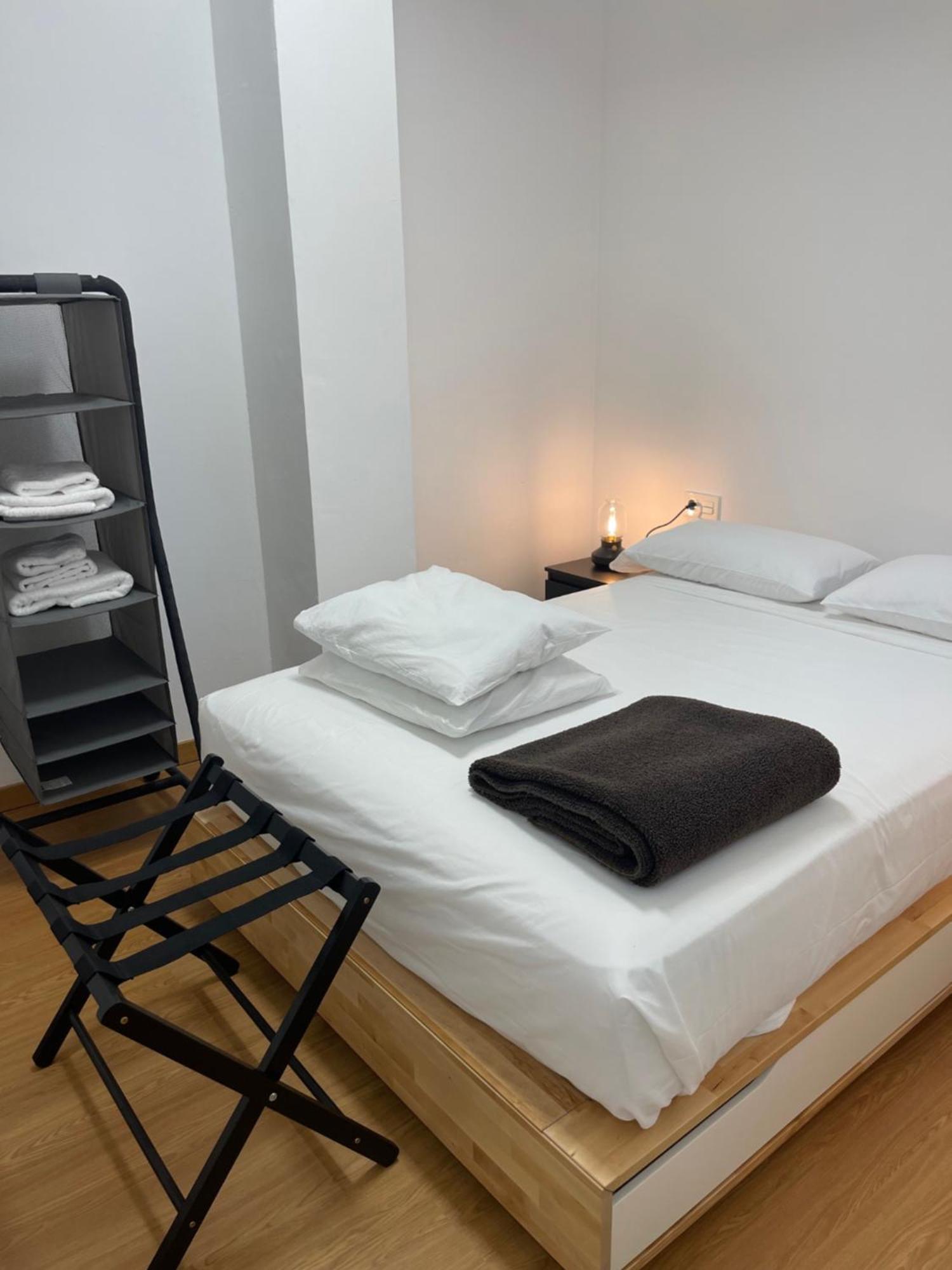 Apartamento Calle Rodrigo De Triana Con Opcion De Parking 塞维利亚 外观 照片